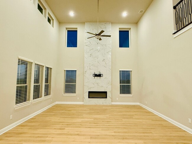 Building Photo - Comfort, Style & Community - All in This Gorgeous 2025 built 5BR Celina Home