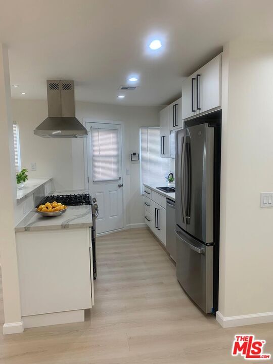 Building Photo - 1254 N Detroit St