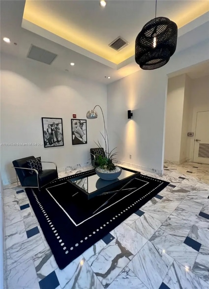 Building Photo - 2275 Biscayne Blvd