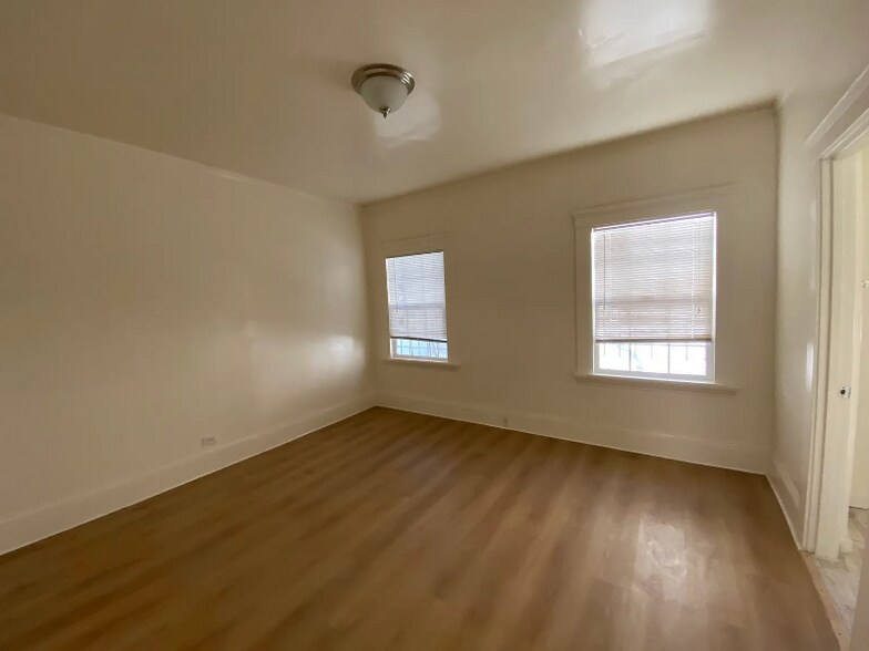 Building Photo - 2314 8th Ave
