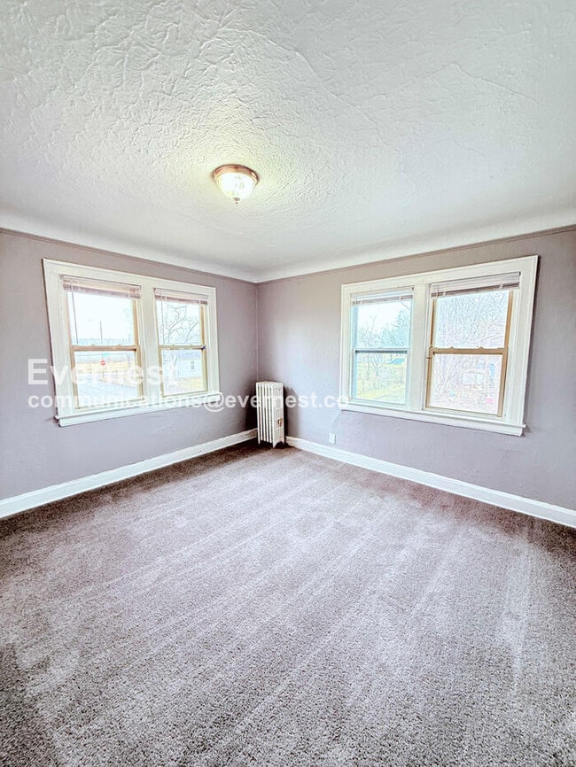 Building Photo - 13909 Hartwell St