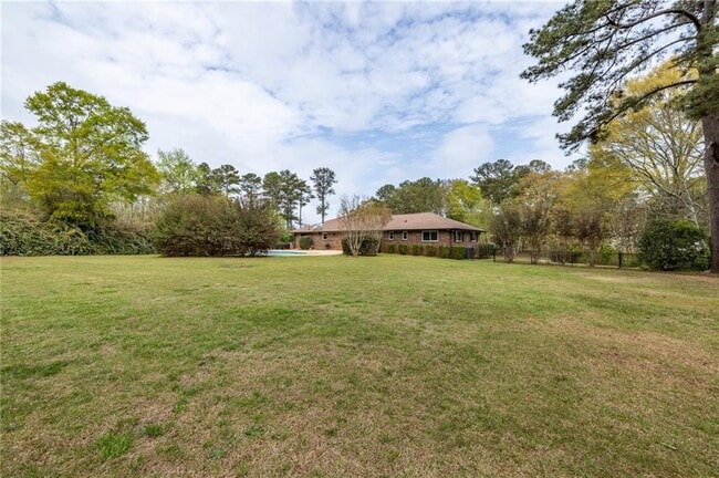 Building Photo - 318 Tyrone Rd