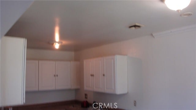 Building Photo - 31 Paradise