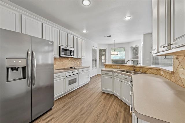 Building Photo - 1711 Peregrine Dr