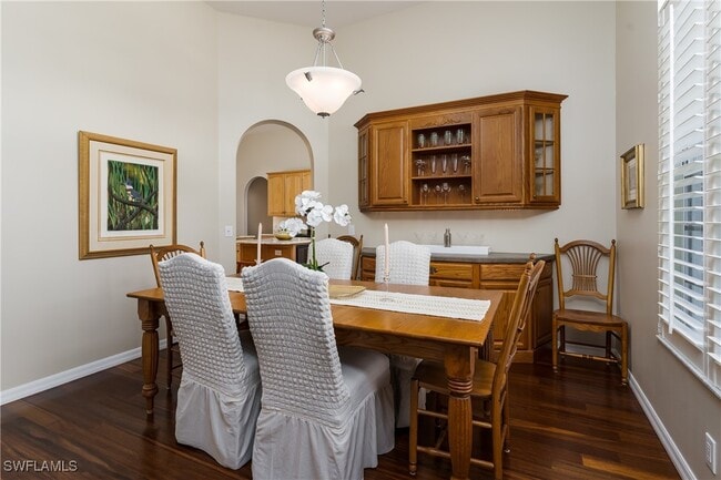Building Photo - 23432 Olde Meadowbrook Cir