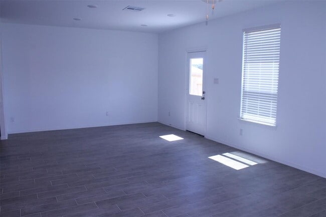 Building Photo - 9633 Caney Trails Rd