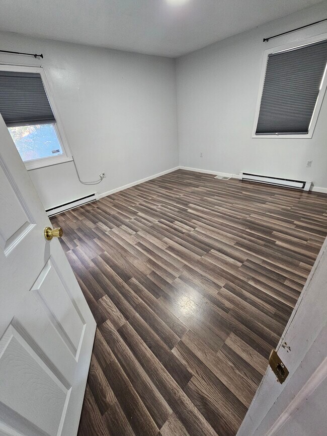 Building Photo - 705 Pennsylvania Ave