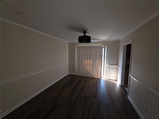 Building Photo - 76 Willowick Dr
