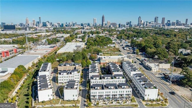 Building Photo - 1032 Robert Smalls Wy