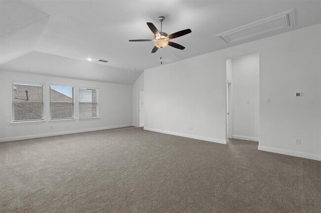 Building Photo - 2832 Stone Branch Dr