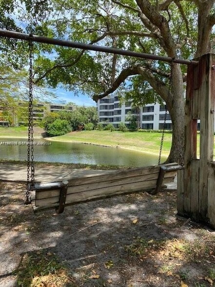 Building Photo - 1825 Palm Cove Blvd