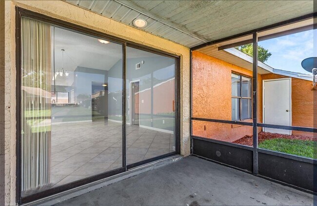 Building Photo - 85 Silver Park Cir
