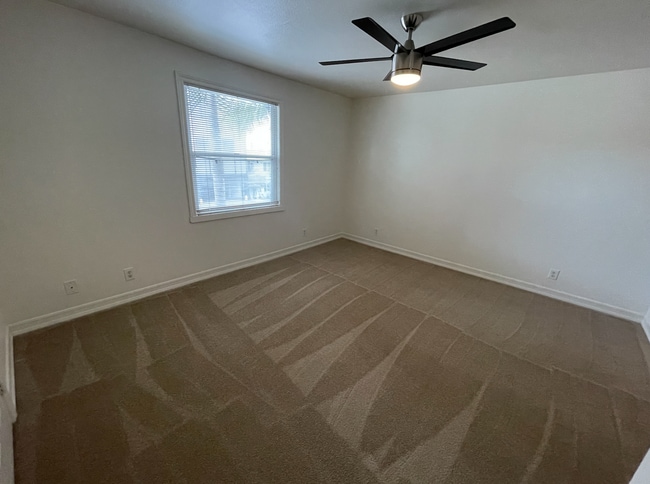 Building Photo - 454 Olive St