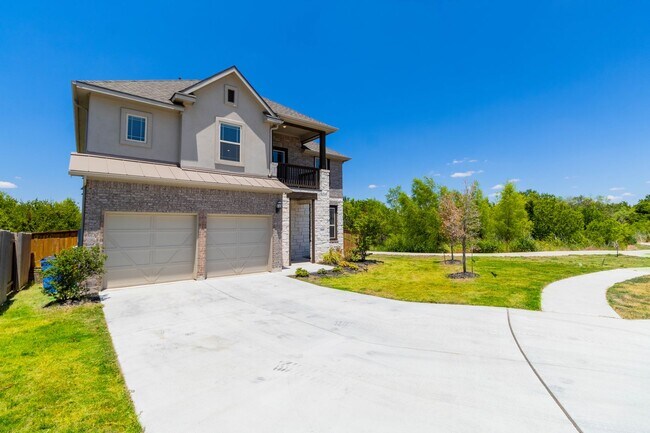 Building Photo - Stunning two story 4 bedroom with den and media/ game area in Pflugerville!
