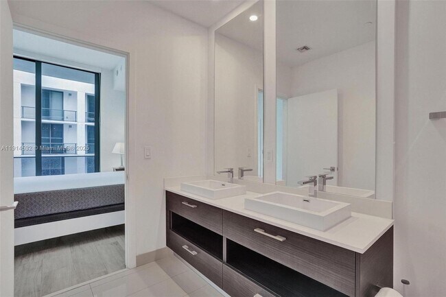 Building Photo - 55 SW 9th St