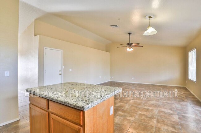 Building Photo - 21003 S 194th St