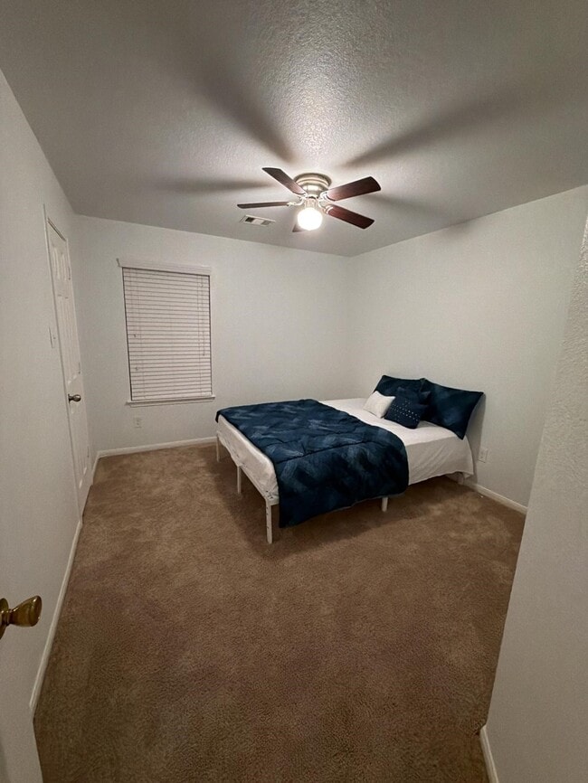 Building Photo - 2623 Hunters Side Trl