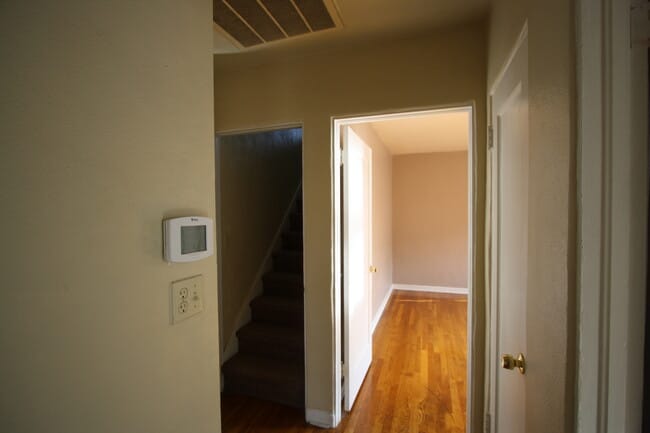 Building Photo - 4508 E Illinois Ave