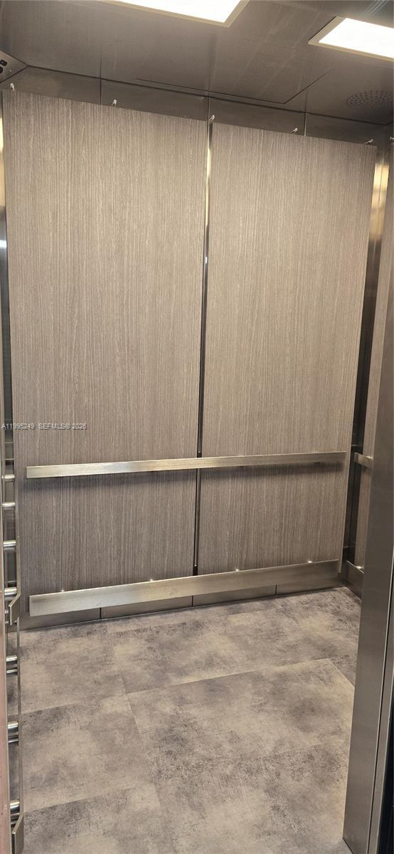 Building Photo - 601 Three Islands Boulevard