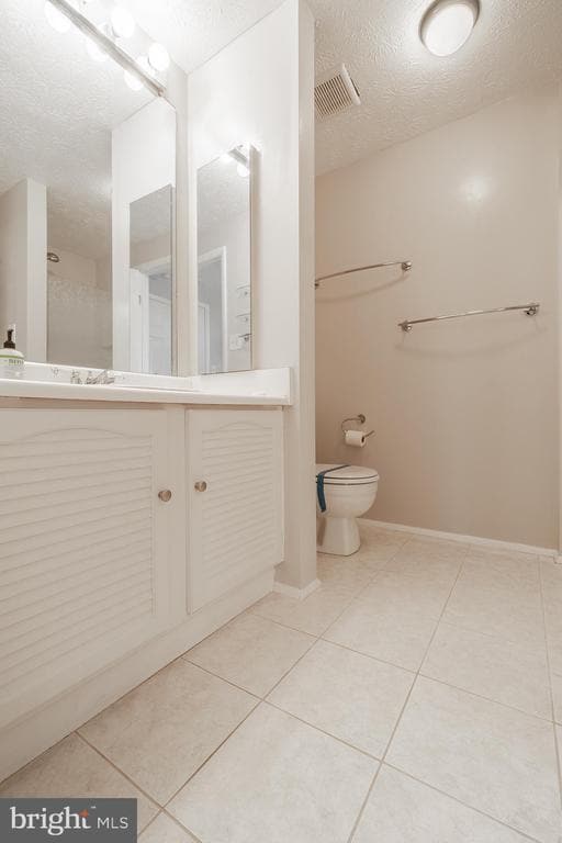 Building Photo - 2911 Montauk Ct