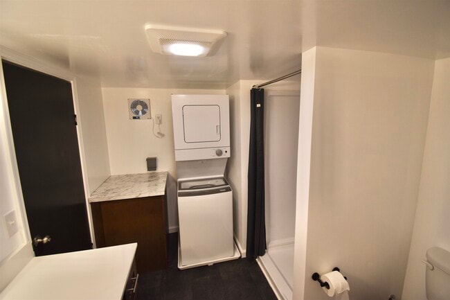 Building Photo - 2716 Deep Forest Cir