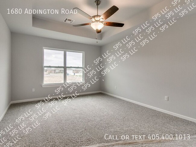 Building Photo - 1680 Addington Rd