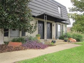 Primary Photo - 2729 Hurstview Dr