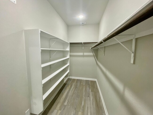 Building Photo - Luxury 3/2 Townhome in Cibolo