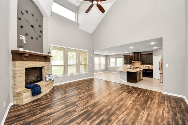 Building Photo - 3544 Woods Estates Dr