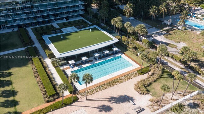 Building Photo - 350 Ocean Dr