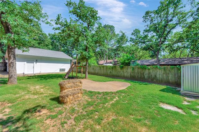 Building Photo - 3414 Hampshire Dr