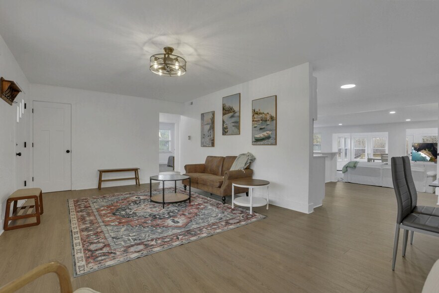 Building Photo - 4260 Sitterley Rd NW