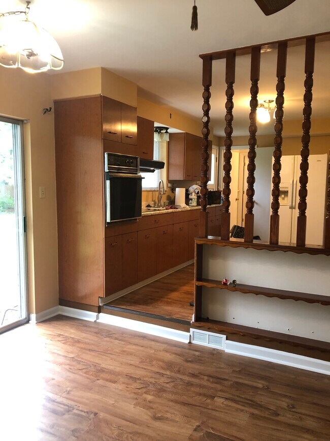 Building Photo - 11123 Prince Ln