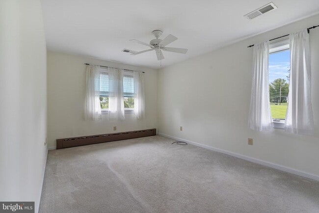 Building Photo - 3554 N Sugan Rd