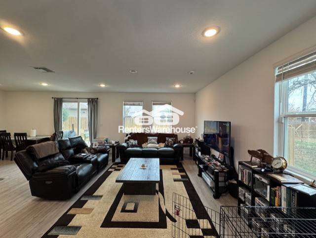 Building Photo - 5526 Fossil Wy