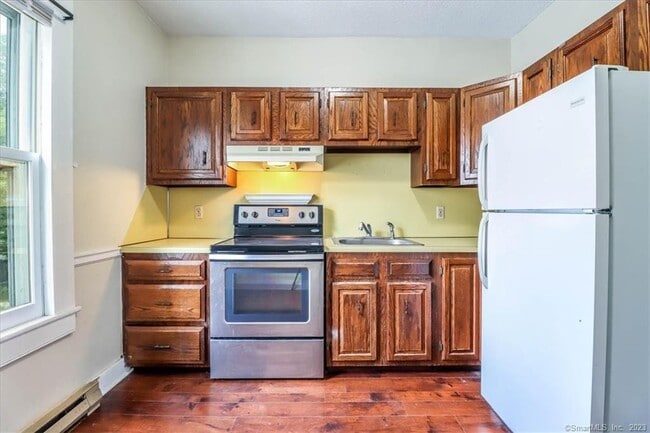 Building Photo - 23 S Main St