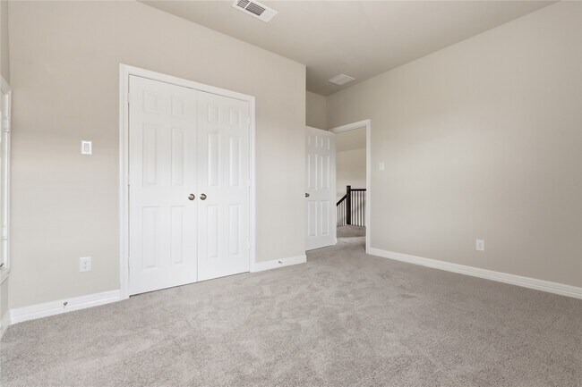 Building Photo - 2638 Settler Hl Dr