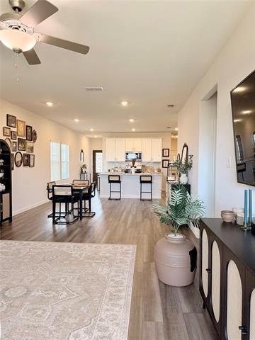 Building Photo - 1841 Ash Oak Ln