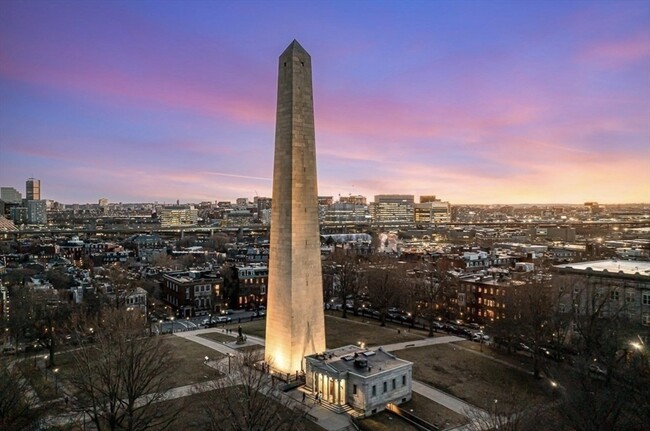 Primary Photo - 31 Monument Sq