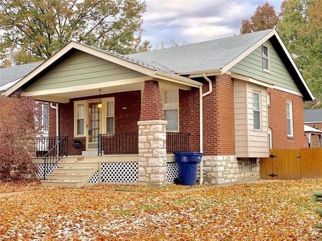 Building Photo - Fantastic 2bd/1ba home! Coming soon!