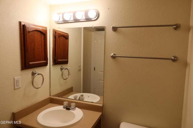 Building Photo - 12269 Sun Bridge Pl