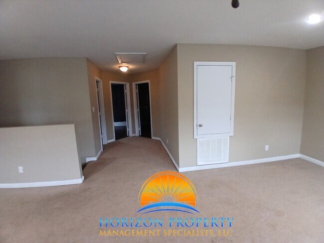 Building Photo - 15355 Tyler Mill Dr