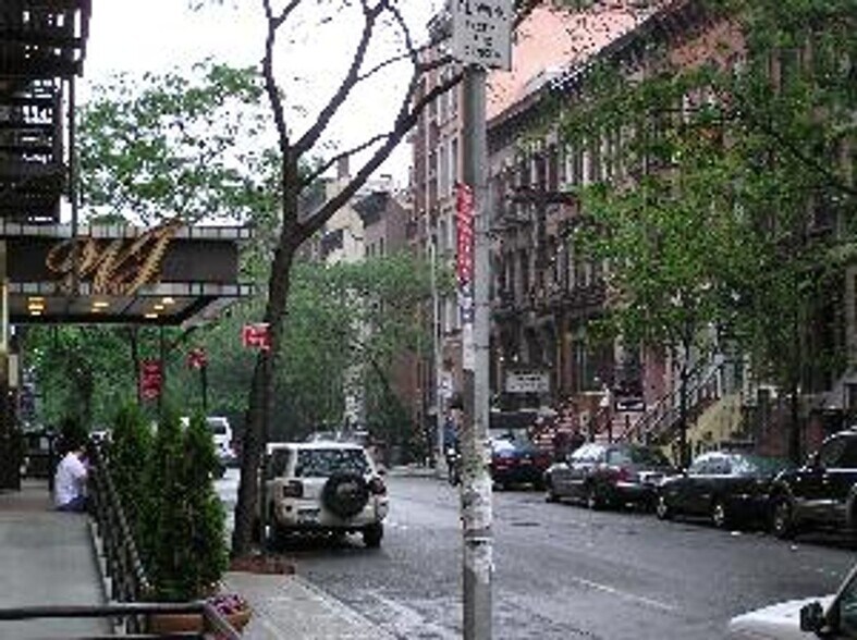 Building Photo - 316 W 51st St