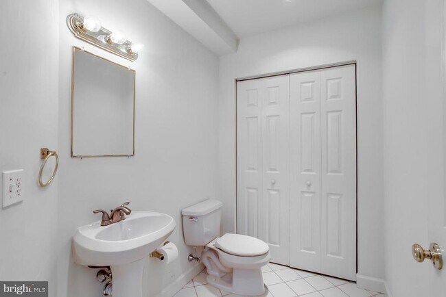 Building Photo - 6248 Levi Ct