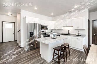 Building Photo - 8047 E Tencate Pl