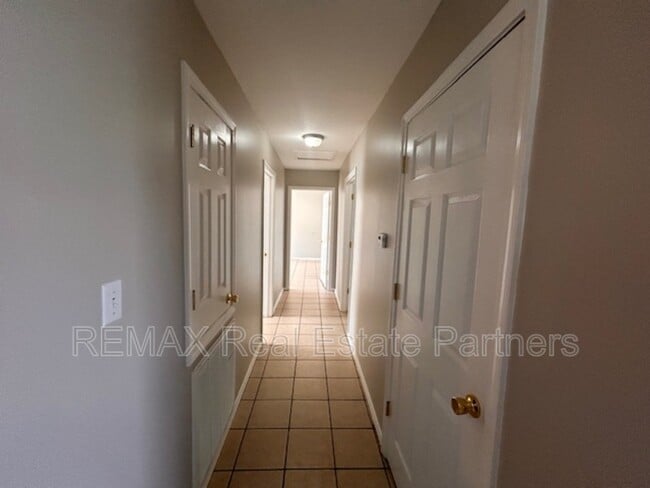 Building Photo - 28 Bentley Brooke Ln