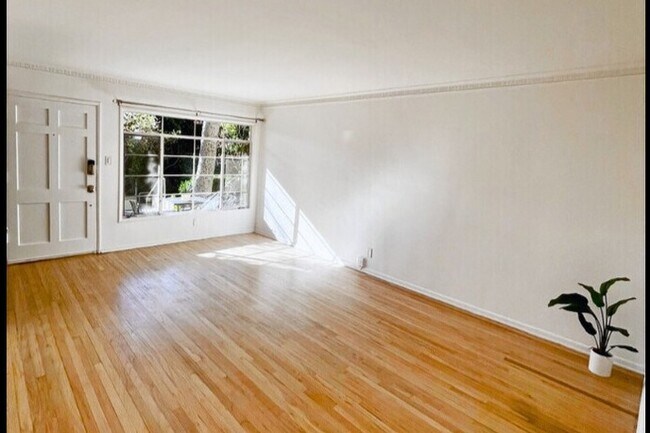 Building Photo - The Terrace