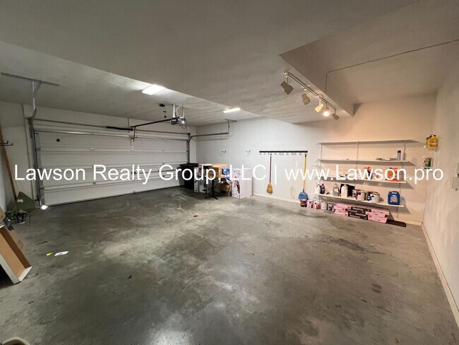 Building Photo - Beautiful Four Bedroom Home in "The Groves...