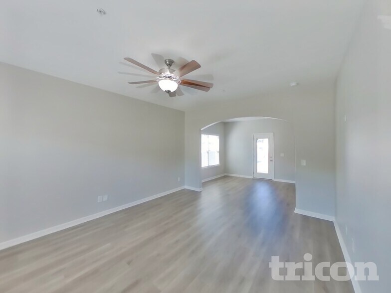 Building Photo - 415 Middleton Ln