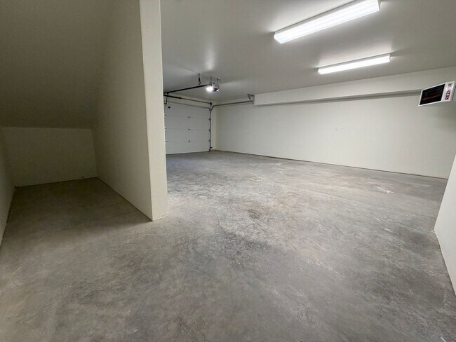 Building Photo - 1790 Co Rd 203